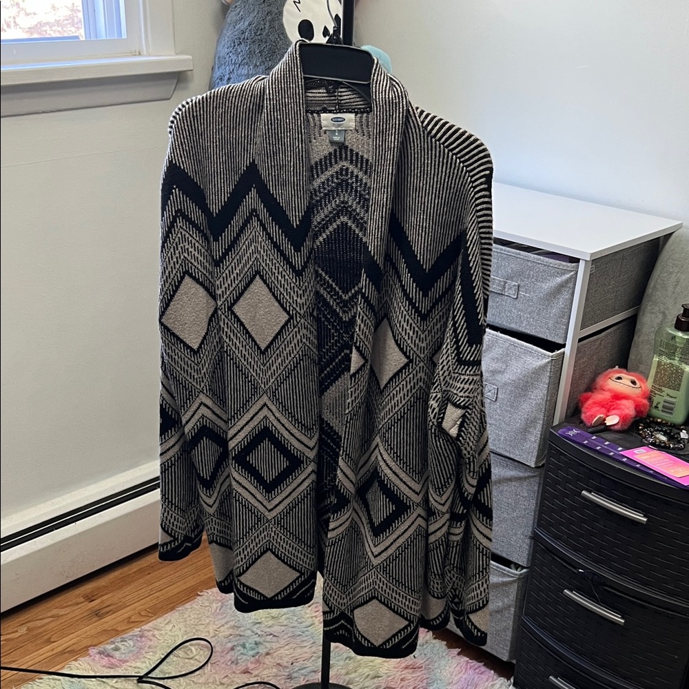 Old Navy Neutral Geometric Open-Front Cardigan